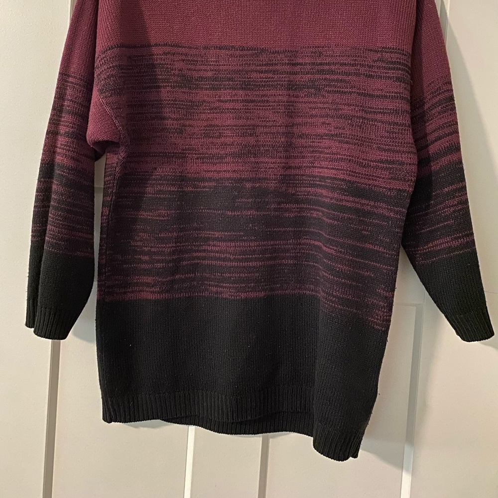 Sweater - Picture 4 of 4